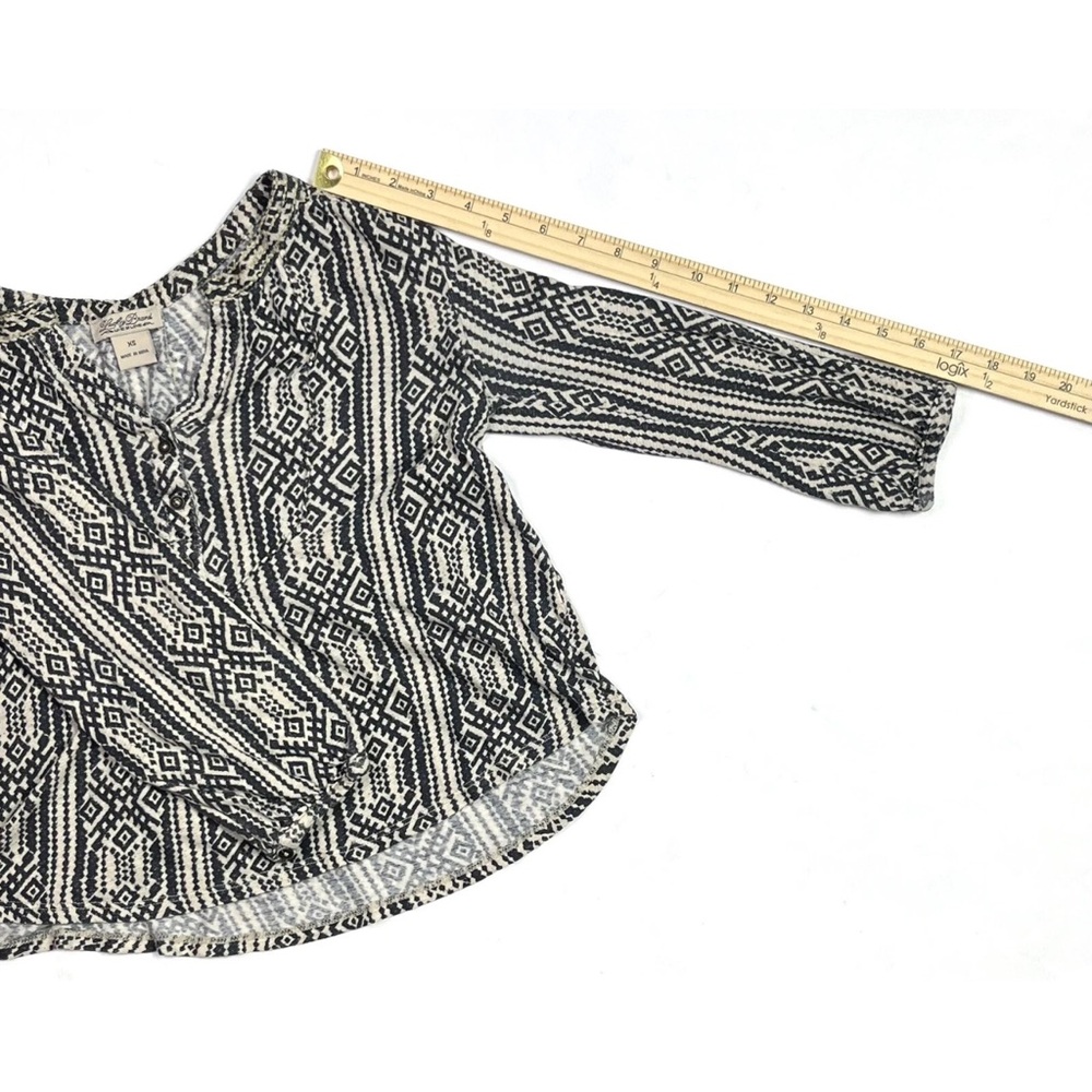 Lucky Brand Top Womens XS Live In Love Boho Geometric Long Sleeve Blouse - Picture 6 of 8